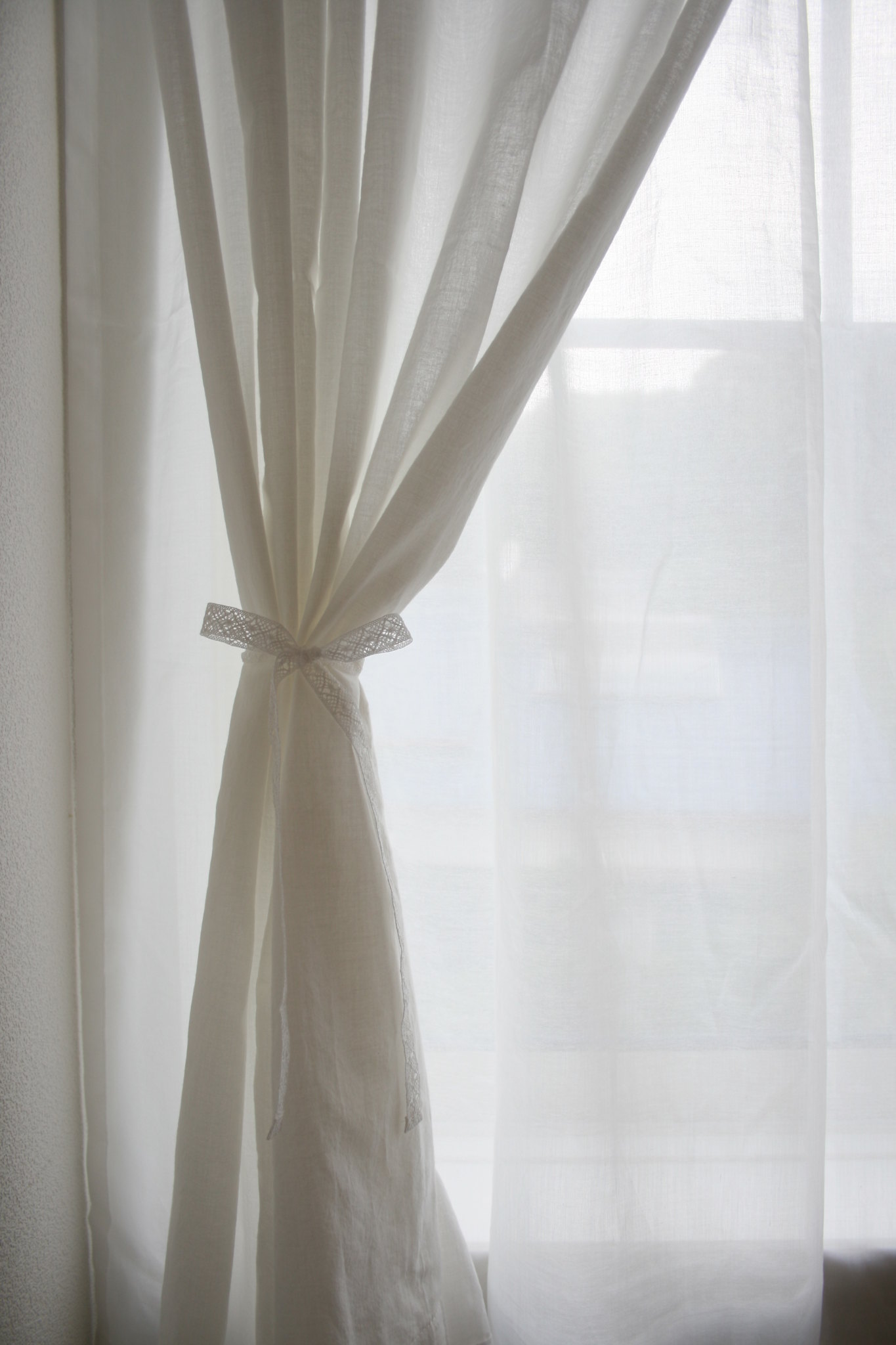 [静岡県浜松市] 白いコットンカーテンで統一してシンプルに | リネンカーテン | トレジュール | 麻や綿のオーダーカーテン