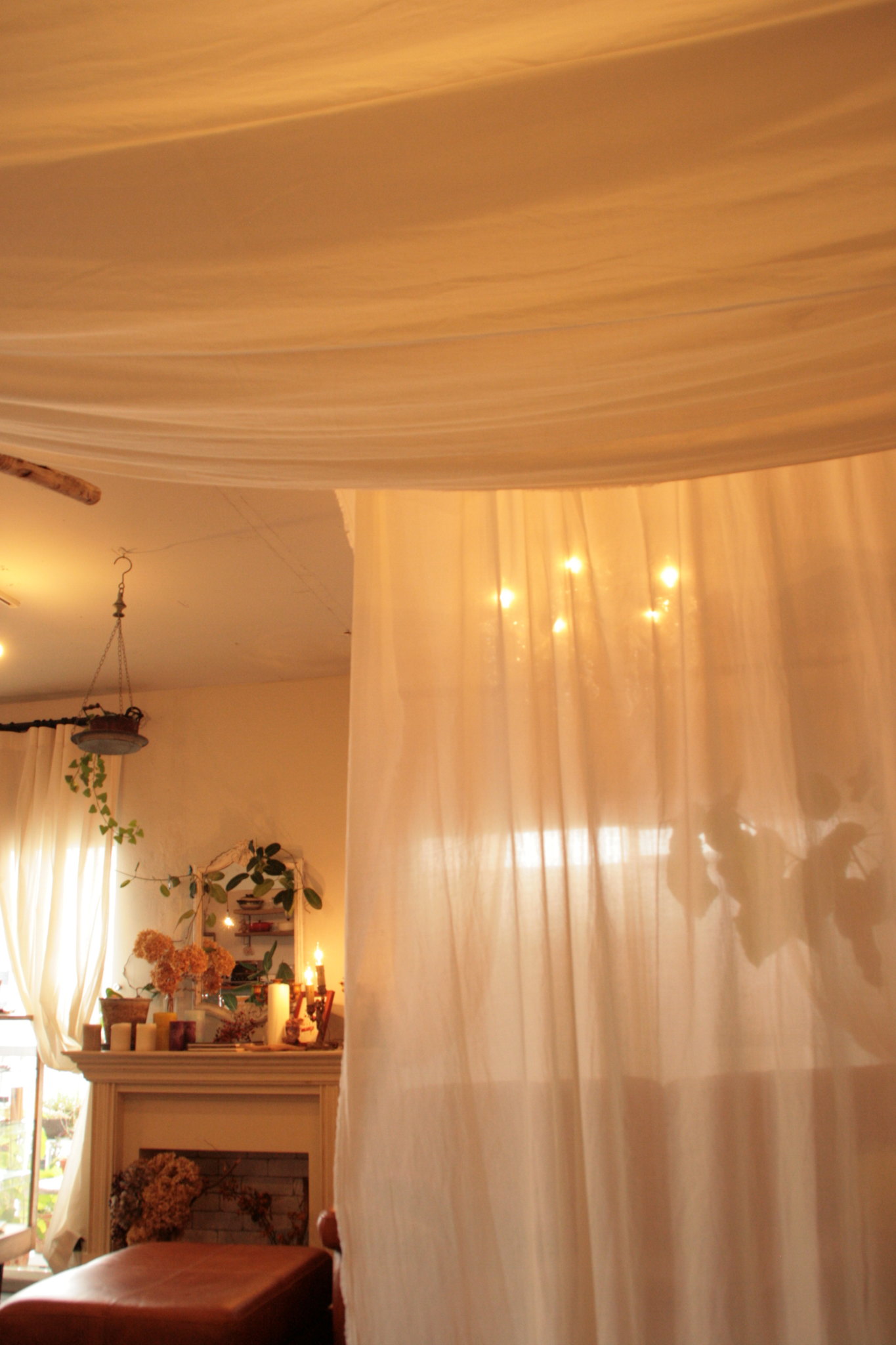 静岡県浜松市 リゾートのようなサロンのカーテン リネンカーテン トレジュール 麻や綿のオーダーカーテン