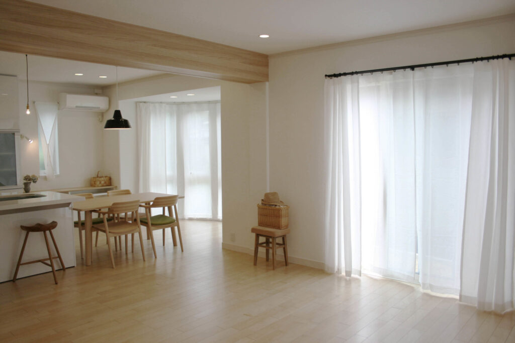 コットンカーテン　白　リビング